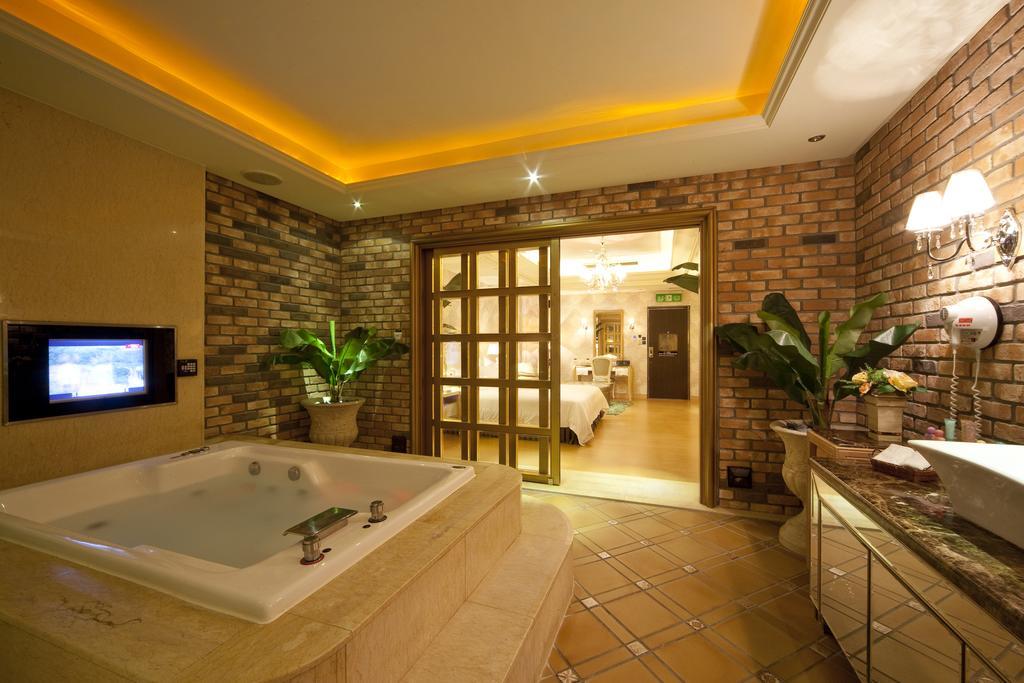 Wego Hotel - Linsen Тайбей Екстер'єр фото